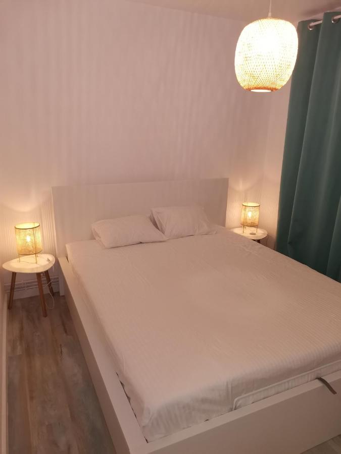 Bloom Box Apartments Craiova Extérieur photo
